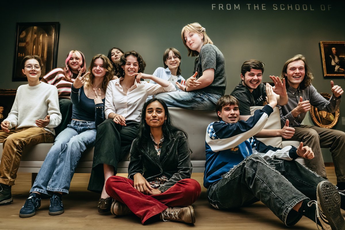 Lizzy van Leeuwen - Groepsfoto Take pART 2025-2026 - 2025