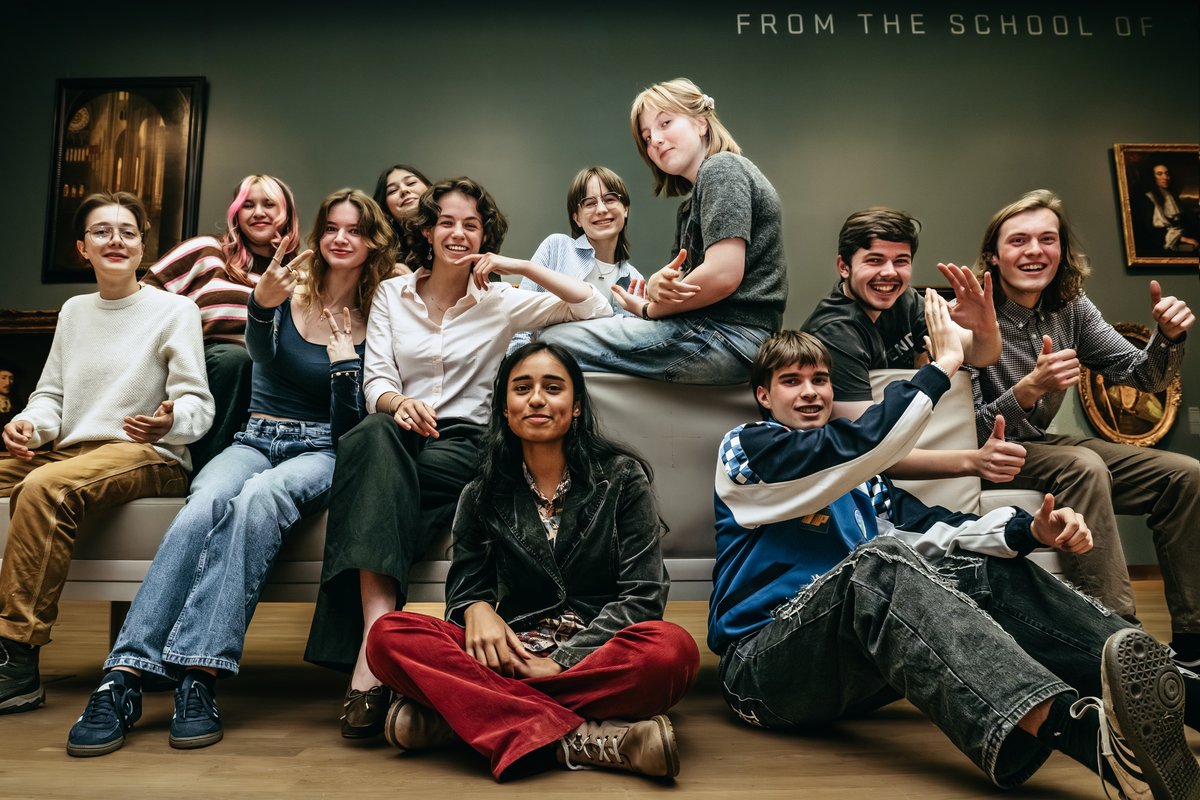 Lizzy van Leeuwen - Groepsfoto Take pART 2025-2026 - 2025